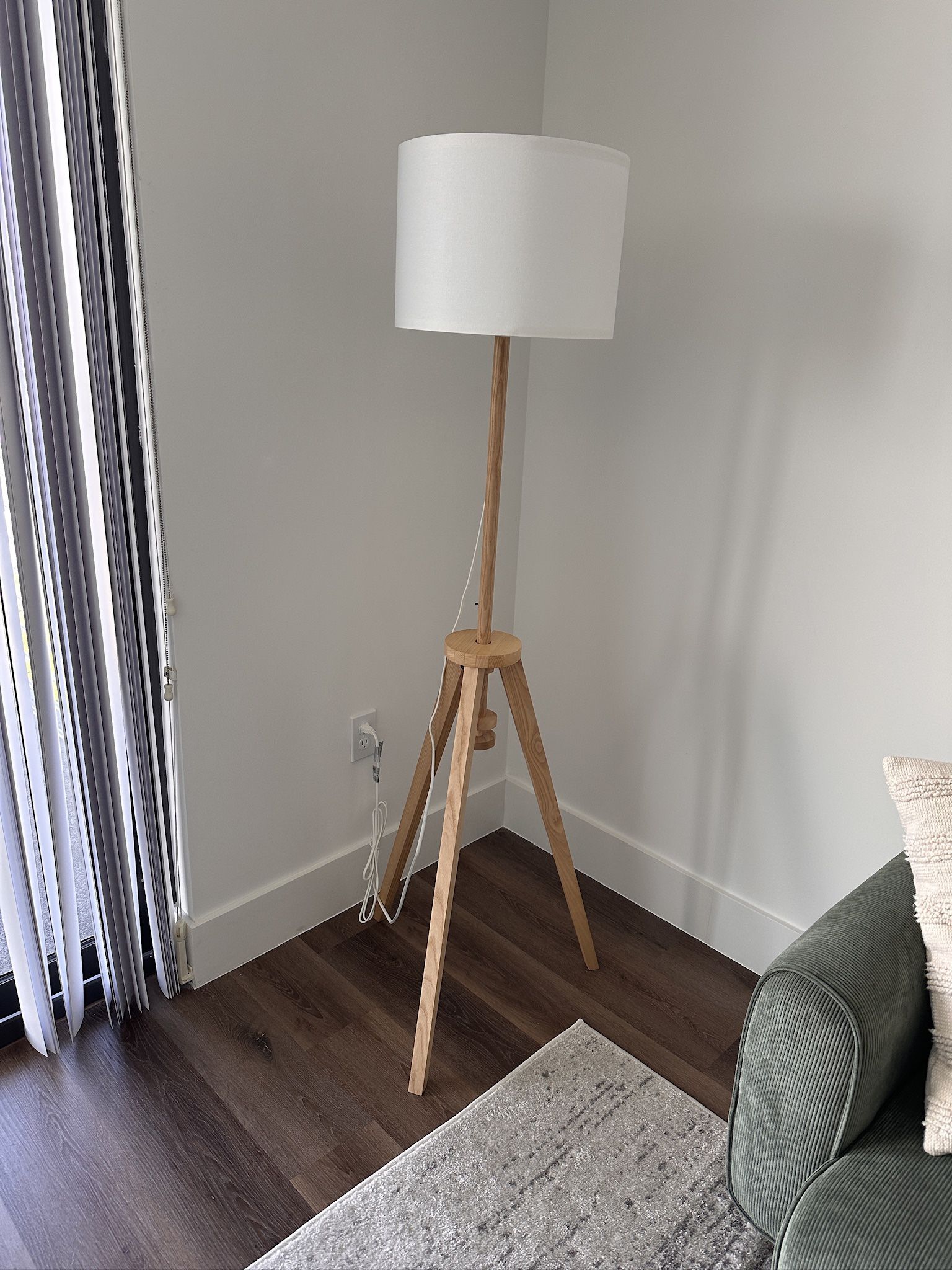 Aesthetic Floor lamp