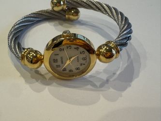 Brand: Arenix – a Chinese manufacturer that often uses Japanese quartz movements. Movement: Quartz (battery-powered). Style: Women's, can be described