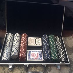 Póker Set And Card Shuffler