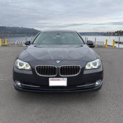 2011 BMW 535 iXDrive (Great Condition, Low Miles )