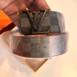 Louis Vuitton Belt (Black) 32-34