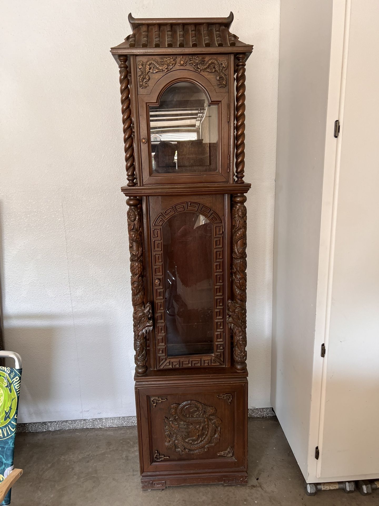 1975 Japanese Cuckoo Clock With Dragons Bot In Taiwan
