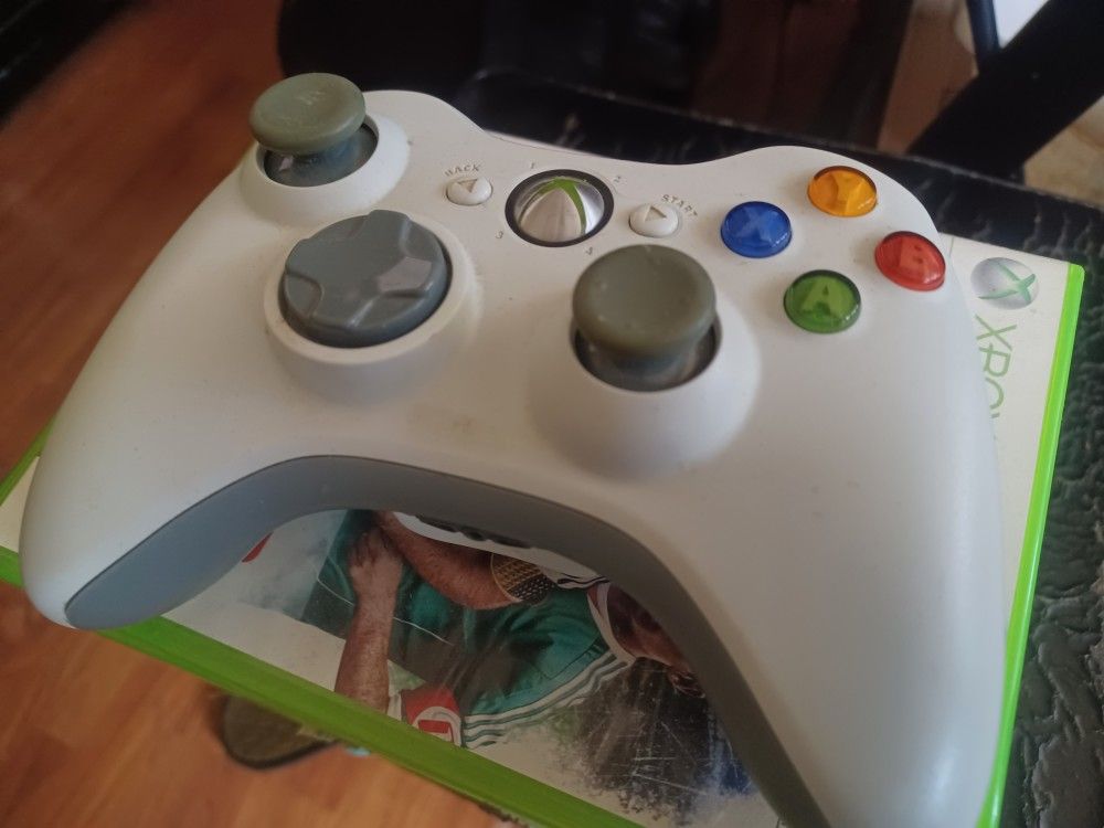 XBOX 360 CONTROLLER $35 FINAL PRICE 