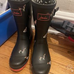 Woman Rain  Boots Size 8