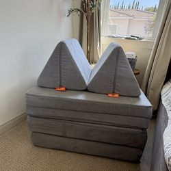 Nugget Couch