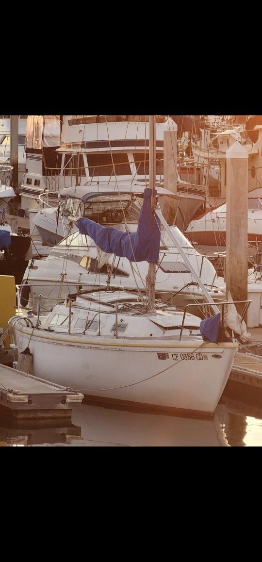 1982 Catalina 27