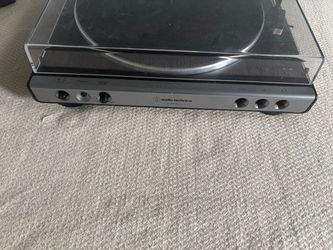 Audio Technica Turntable