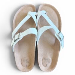 Women’s Sandals 