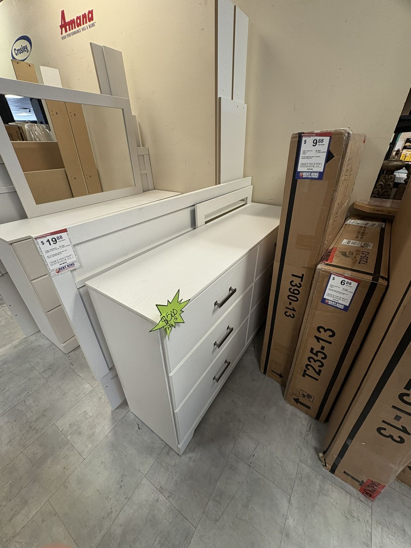 White Queen Bedroom set (new)