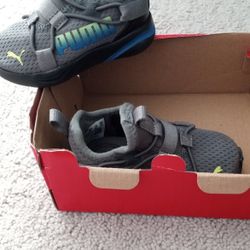 Children And Women Shoes 