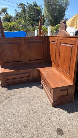 Solid corner seating with storage