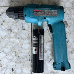 Makita 9.6V Cordless Drill (Model 6095D)