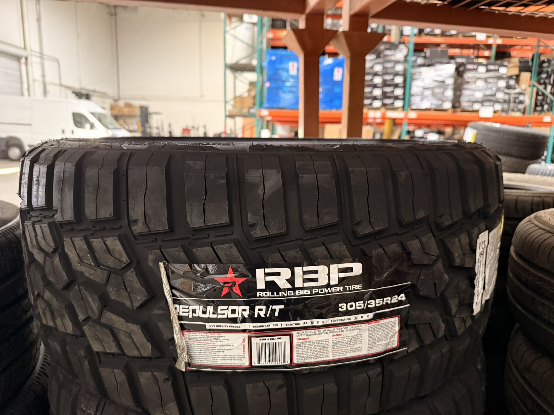 1 New Tire 305/35R24 RBP RT