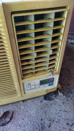 Used 😎 Big Air Conditioner for the Summer 🌞