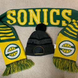 Mitchell And Ness Seattle Super Sonics Beanie With Scarf