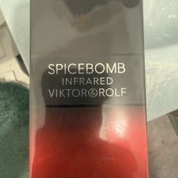Men’s Cologne Spicebomb