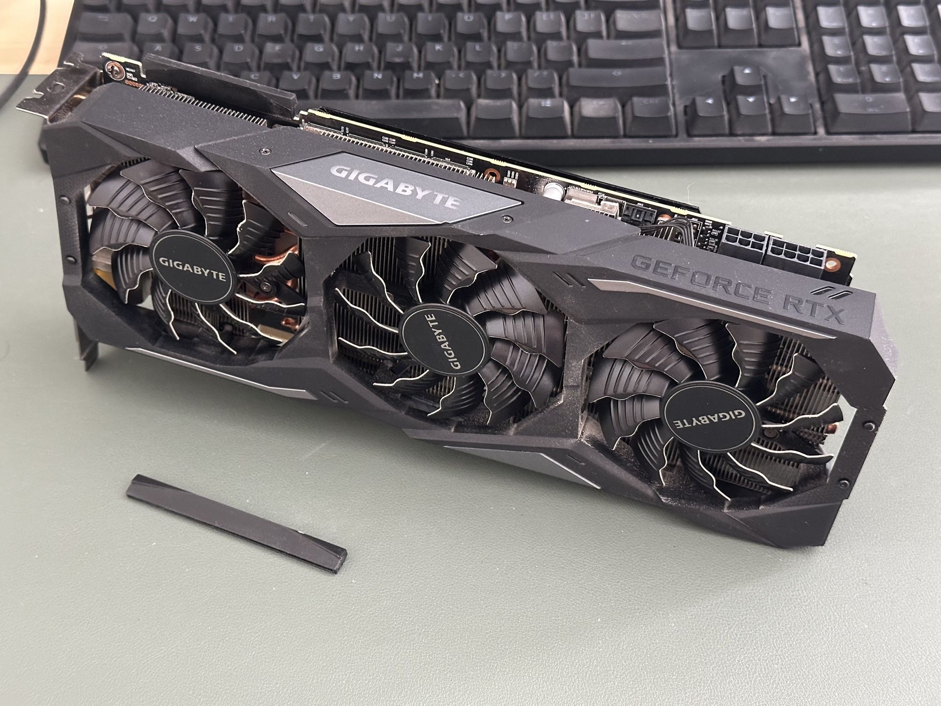 GIGABYTE GeForce RTX 2080 Super GAMING OC 8G