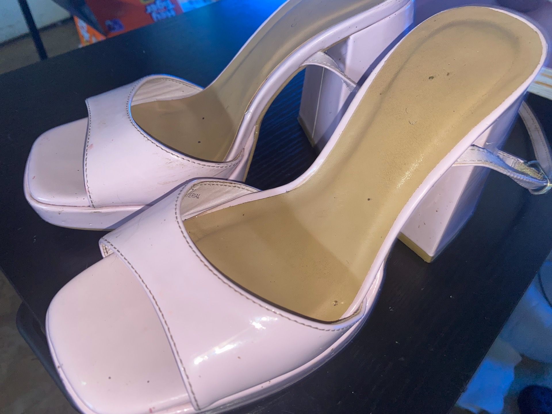 Cute purple heels size 7 1/2