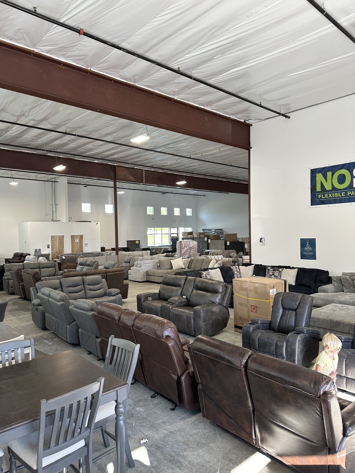 RECLING SOFAS, Sectionals, Sofas And More! All Brand New.