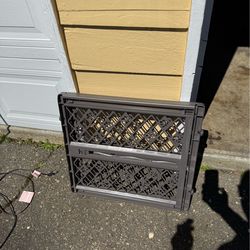 Free Dog Gate