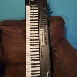 Novation Launchkey 61 Keys Mk3 MIDI Controller