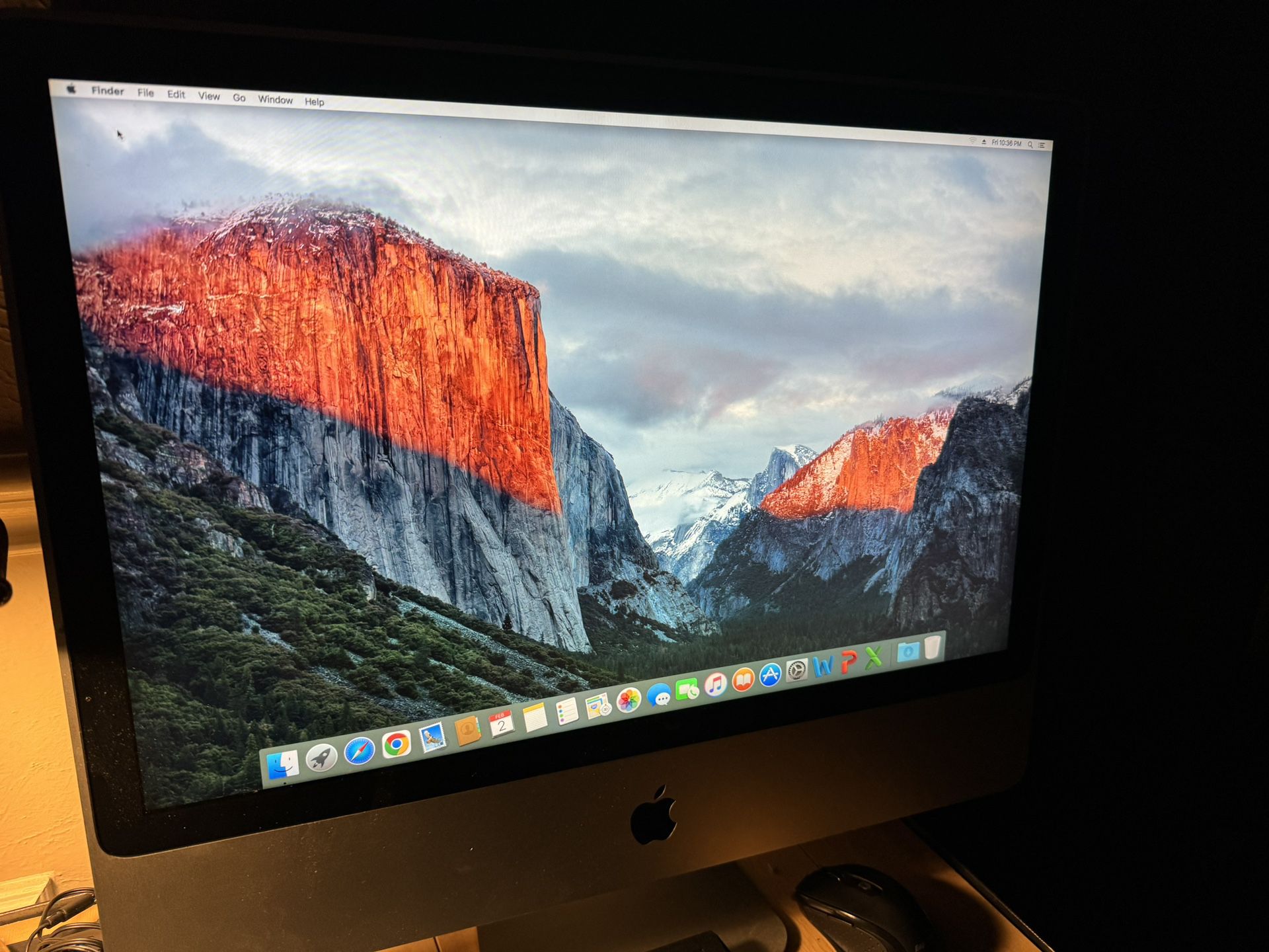 iMac - 24” Upgraded 256GB SSD 8GB Ram Win10 & macOS 