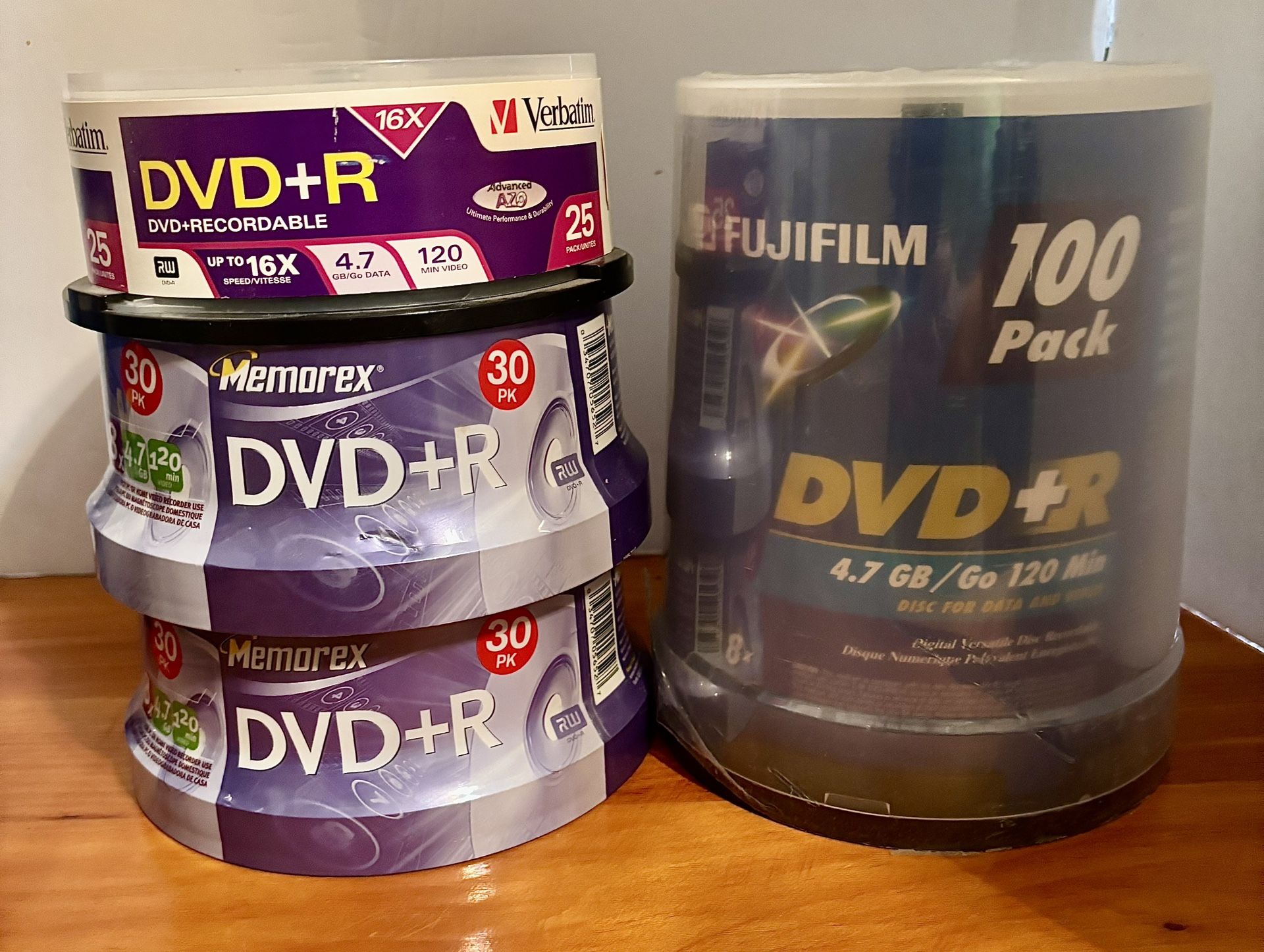 DVD+R DVD-R CD-R Variety Of Blank Discs