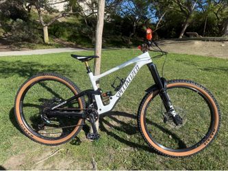 2022 Specialized Enduro Expert Carbon Mountain Bike, S3/29