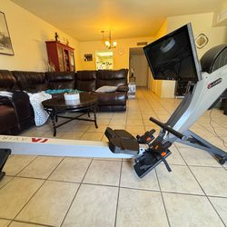 Aviron Interactive Rower