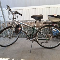 Girls 24"-26" Giant 14 Speed Bysicle 