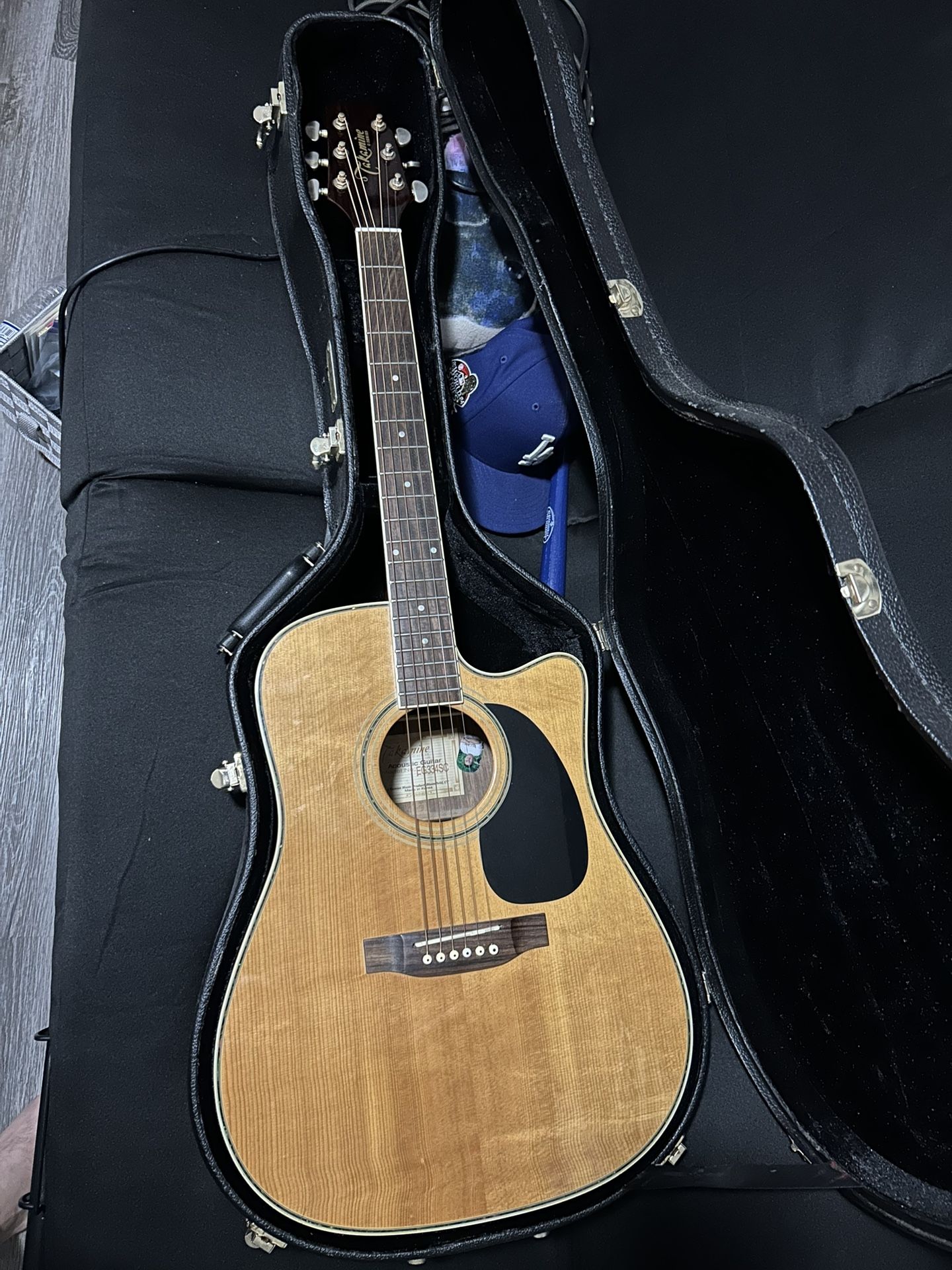 Takamine EG334SC Acoustic electric Guitar
