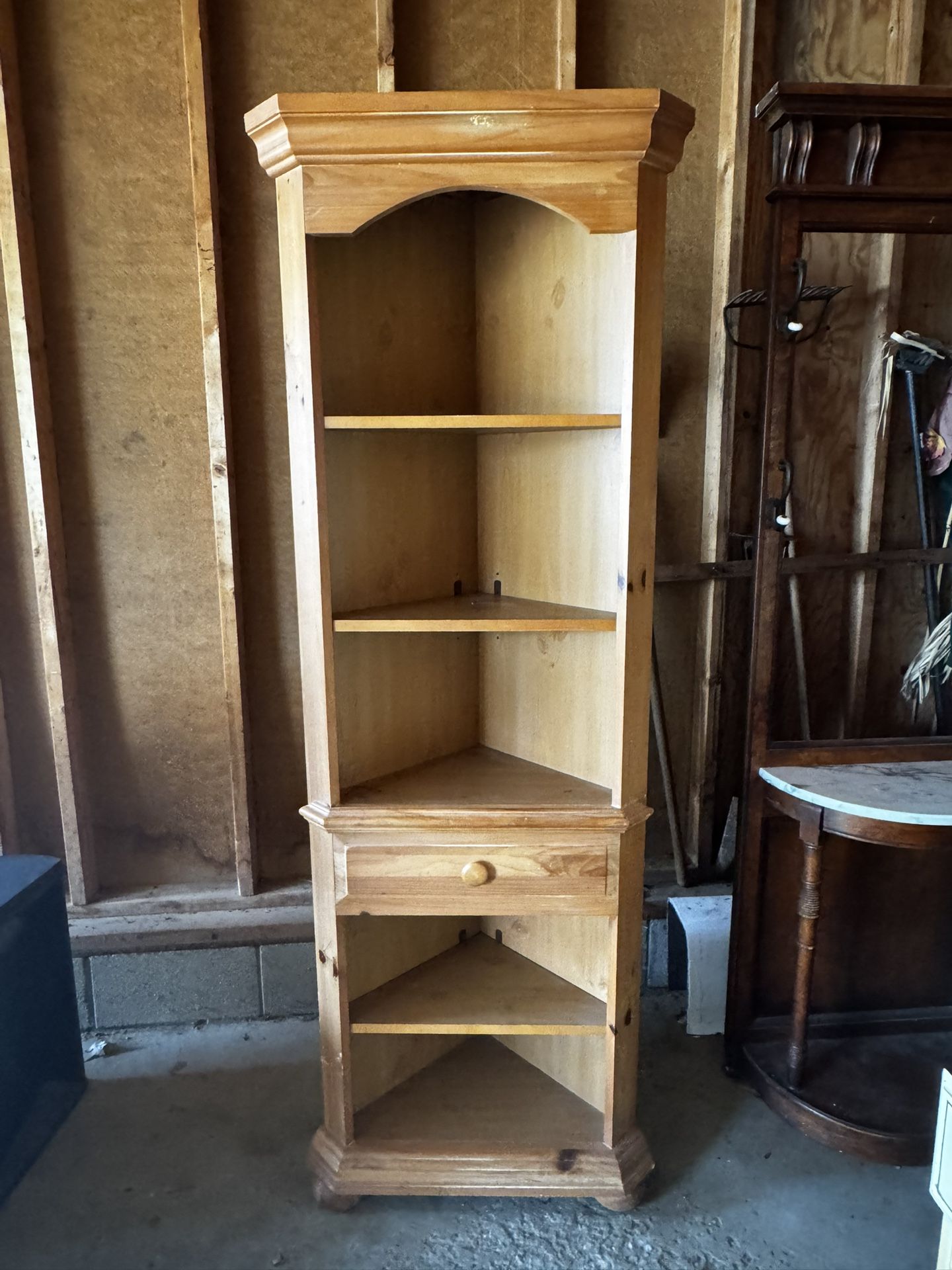 Shelving/ Corner Piece