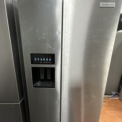  KitchenAid 36” Counter-Depth Side-by-Side Refrigerator with Water & Ice