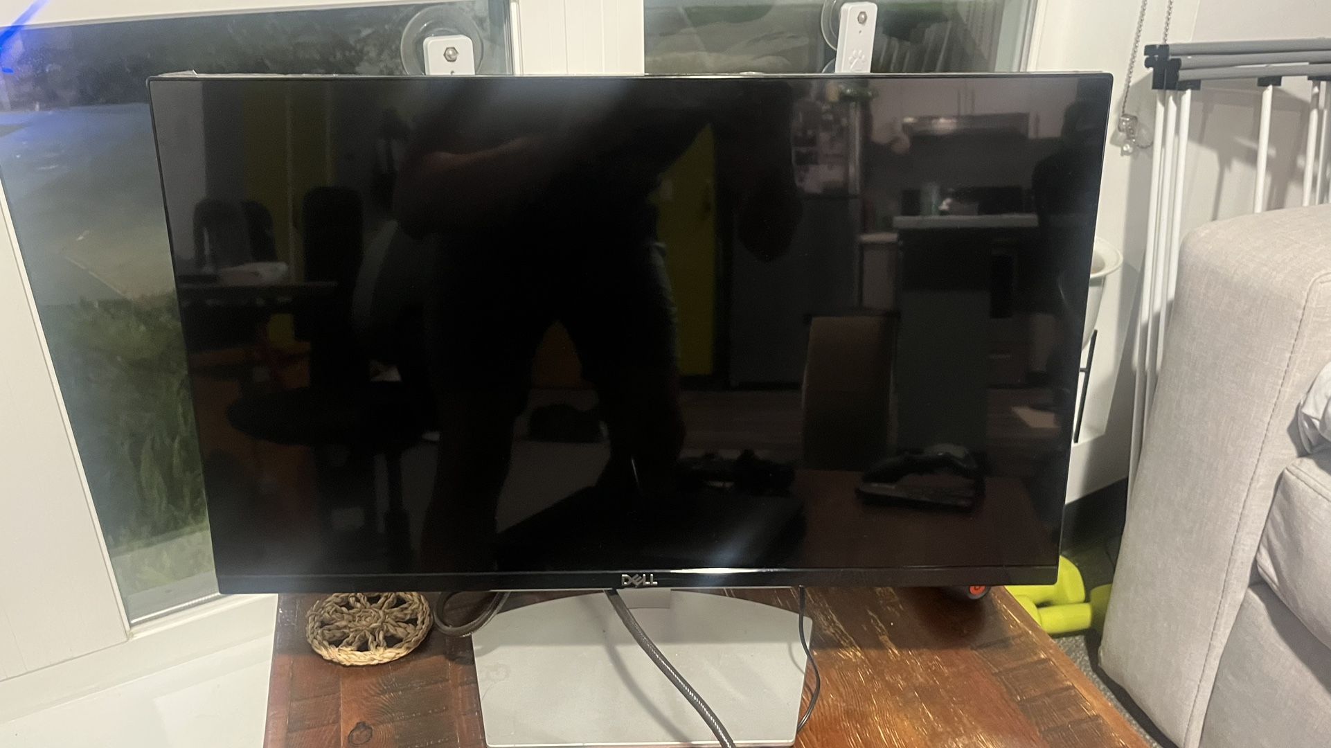 Dell 23” 1080p 60Hz monitor
