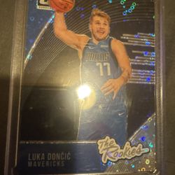 Luka Doncic 2018-19 Donruss Optic The Rookies Fast Break