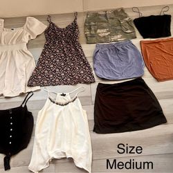 Women’s Clothes Size MEDIUM 