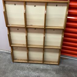 9 PANEL WALL MAGAZINE DISPLAY RACK LIKE A DOCTOR’S OFFICE 