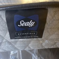 Sealy King Size Mattress Firm Innerspring Spring New
