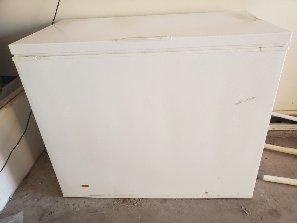 Frigidaire Chest Freezer