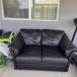 Love Seat Leather 