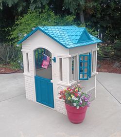 Playhouse Kids Cottage