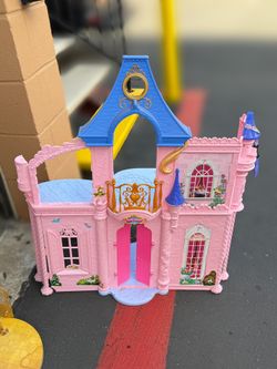 2- Disney Princess Castles 