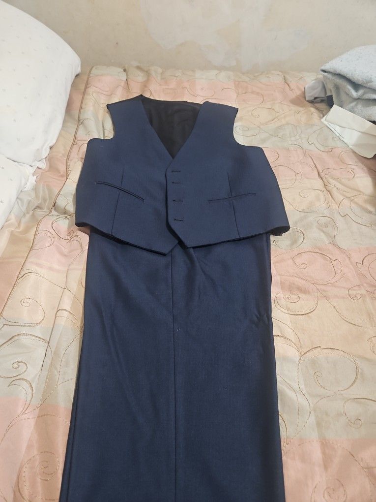 Mens Calvin Klein Slacks And Vest