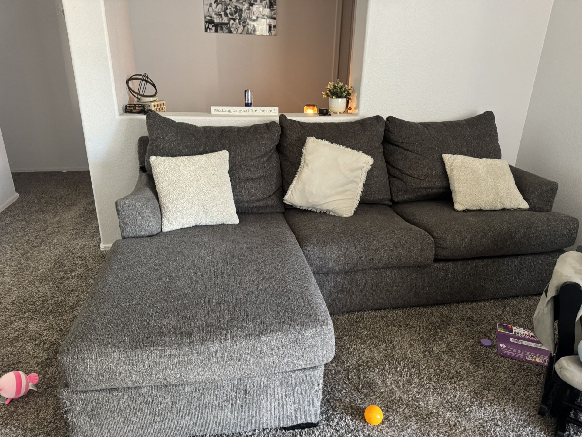 Grey/brown Couch
