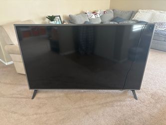 85 inch like new TCL