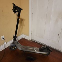 Niu KQI2 Pro Electric Scooter With Charger