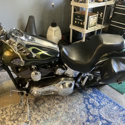 2001 Harley Davidson Softail Duece