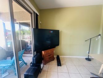 67 inch mitsubishi tv with remote