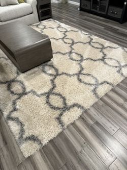 Area rug
