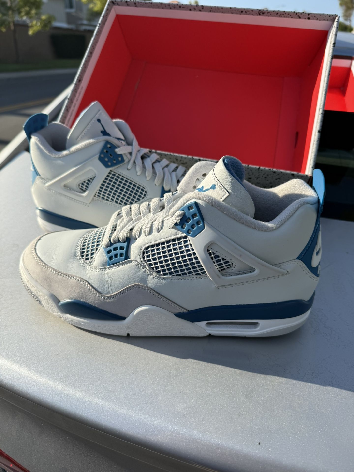 Jordan Retro 4